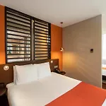 - Arena Towers By Ihg 4* Amsterdam