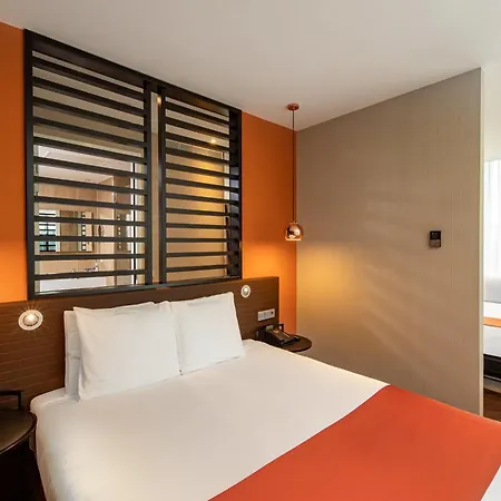 - Arena Towers By Ihg 4* Amsterdam