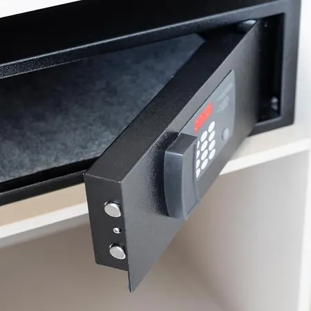 - Arena Towers By Ihg Hotel Amsterdam