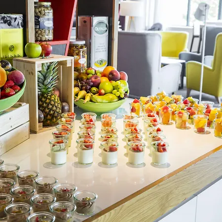 - Arena Towers By Ihg 4* Amsterdam