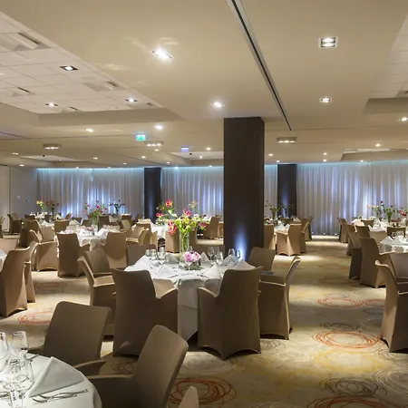 - Arena Towers By Ihg Отель Амстердам