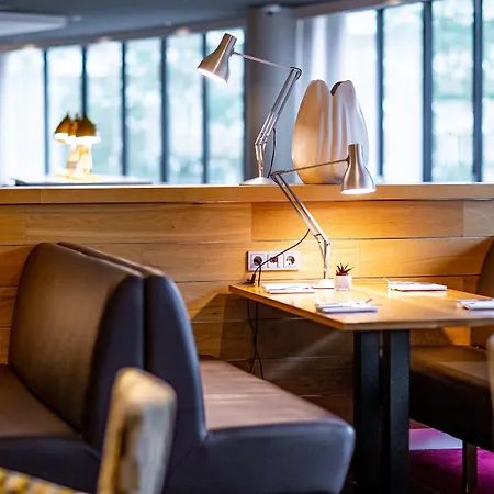 Отель - Arena Towers By Ihg