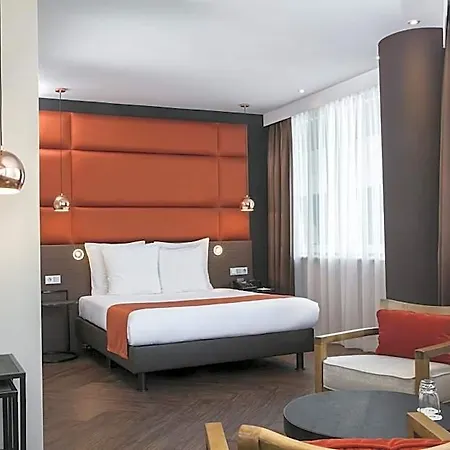 - Arena Towers By Ihg Hotel 4*