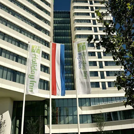 - Arena Towers By Ihg 4* Amsterdam