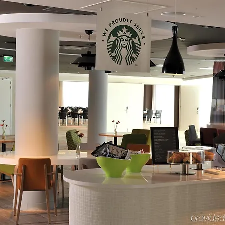 Szálloda - Arena Towers By Ihg 4*