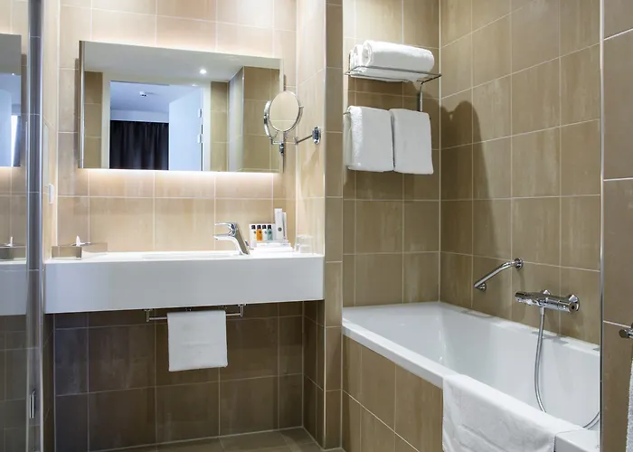 - Arena Towers By Ihg Амстердам