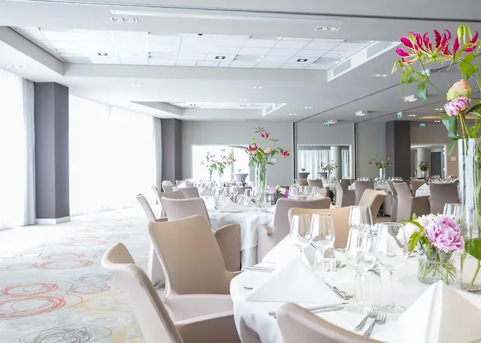 酒店 竞技场塔阿姆斯特丹假日酒店 4*