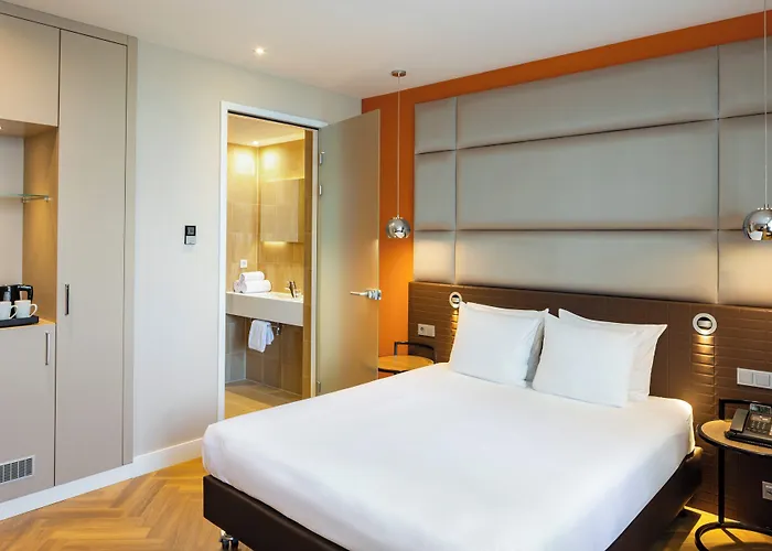 酒店 竞技场塔阿姆斯特丹假日酒店 4*